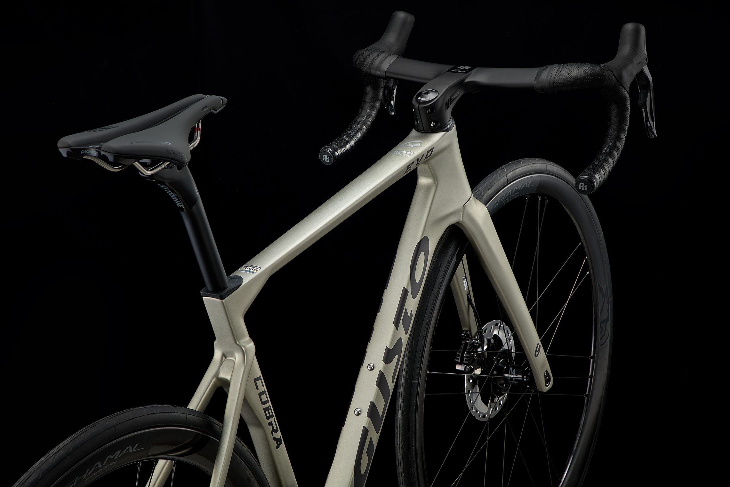 Gusto Bikes: Brand Guide, Frame Engineering, and Core Models