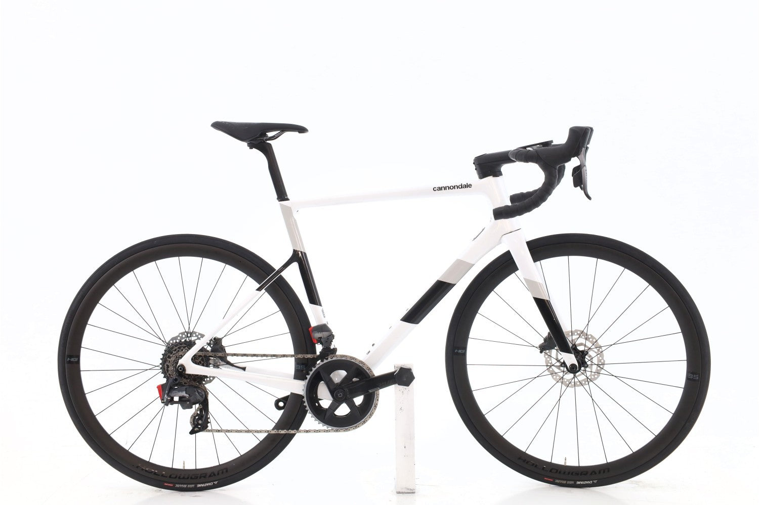 Cannondale　supersix Cannondale SuperSix Evo Hi-Mod Disc Red eTap AXS review - Velo