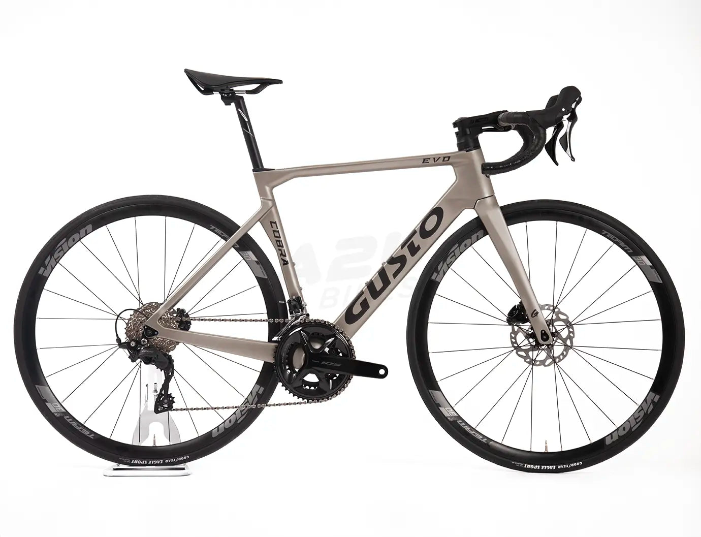 Gusto Cobra EVO DB Elite 2024 | EXCELLENT | Bike-room – Bikeroom Gusto Cobra EVO DB Elite 2024 | EXCELLENT | Bike-room – Bikeroom