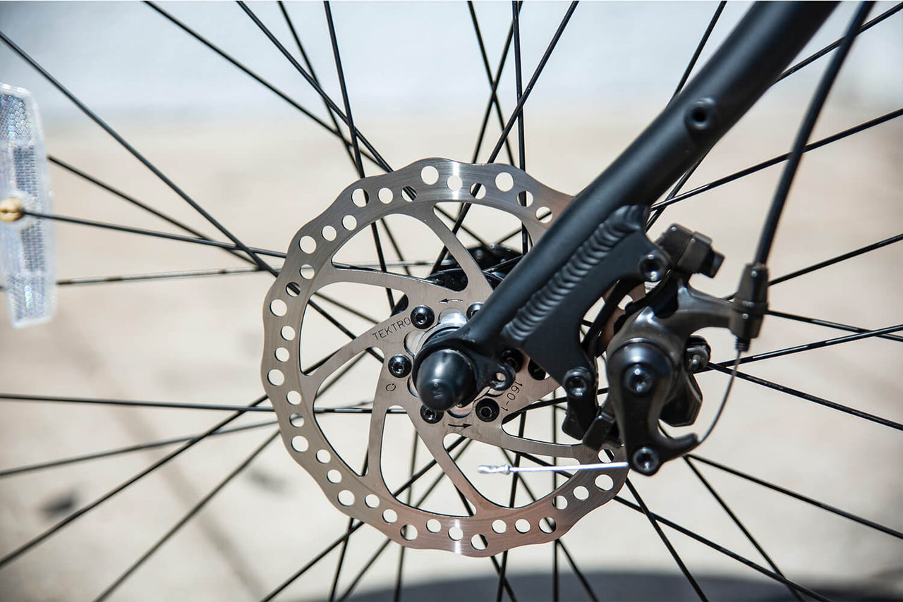 Traditional brakes vs. Disc brakes: An endless debate – Bikeroom