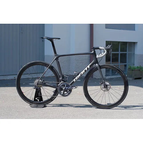 Giant TCR Advanced Pro 1 Disc 2020 - Shimano Ultegra DI2 - Giant SLR-1 Disc Composite WheelSystem (F:42mm, R:42mm)