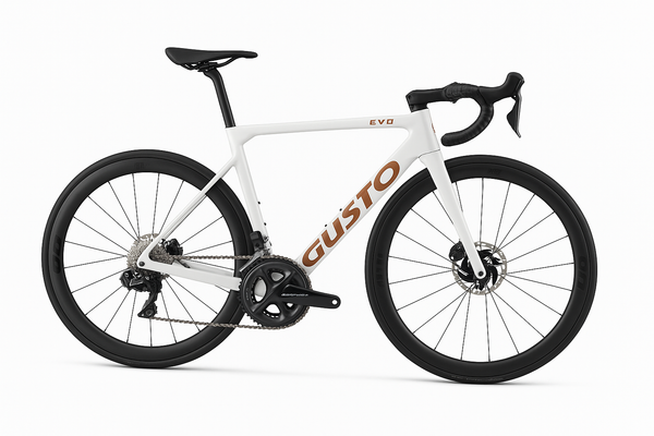 自転車本体 GUSTO COBRA EVO ELITE ULTRA 105 White Gusto Cobra Evo Elite TE 2025 - Shimano 105 R7120 12v - Attaque