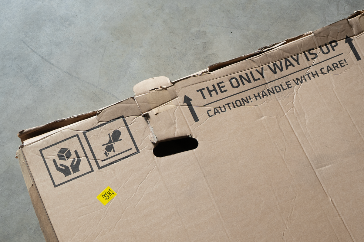 Flimsy box, fingers crossed.