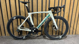 Bianchi Oltre XR4 2022 - Shimano Dura - Ace R9170 Di2 Disc 2x11sp - Vision 55 SC - 2 - Bikeroom