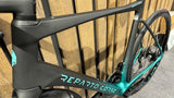 Bianchi Specialissima RC 2024 - Shimano Dura - Ace Di2 12sp - Reparto Corse RC Carbon 33mm - 14 - Bikeroom